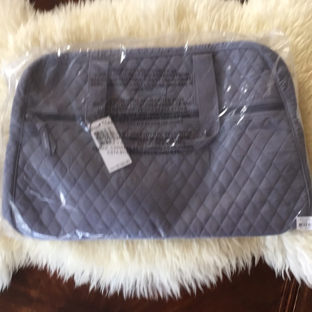 HP🎉NWT Vera Bradley Medium TRAVELER Bag Carry-on - Picture 6 of 6